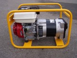 NTC TR-2,5 - jednofázová elektrocentrála s motorem Honda.